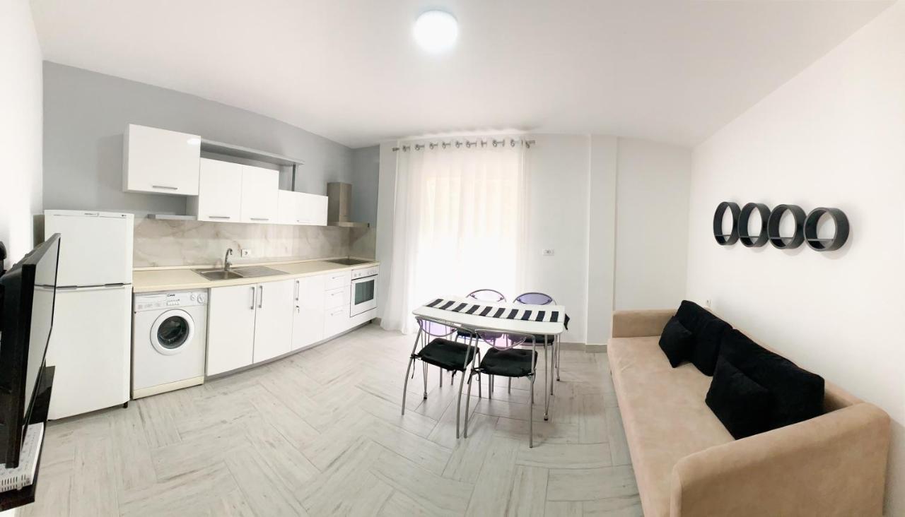 Promo Price September - Home By The Sea 1 Min From The Beach Golem  Exterior foto